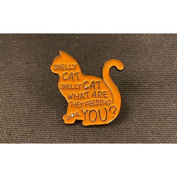 Smelly Cat Enamel Pin - Picture 1 of 1